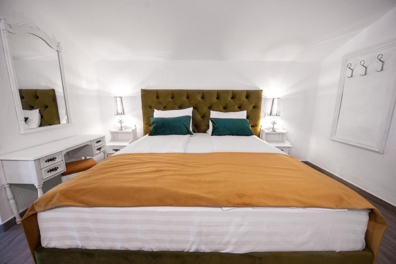 Artelier Vama Veche Hotel Ngoại thất bức ảnh