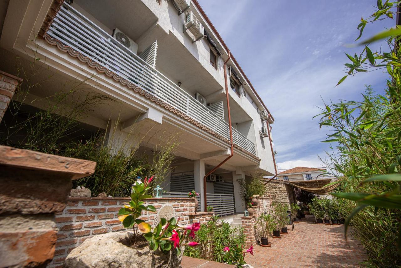Artelier Vama Veche Hotel Ngoại thất bức ảnh